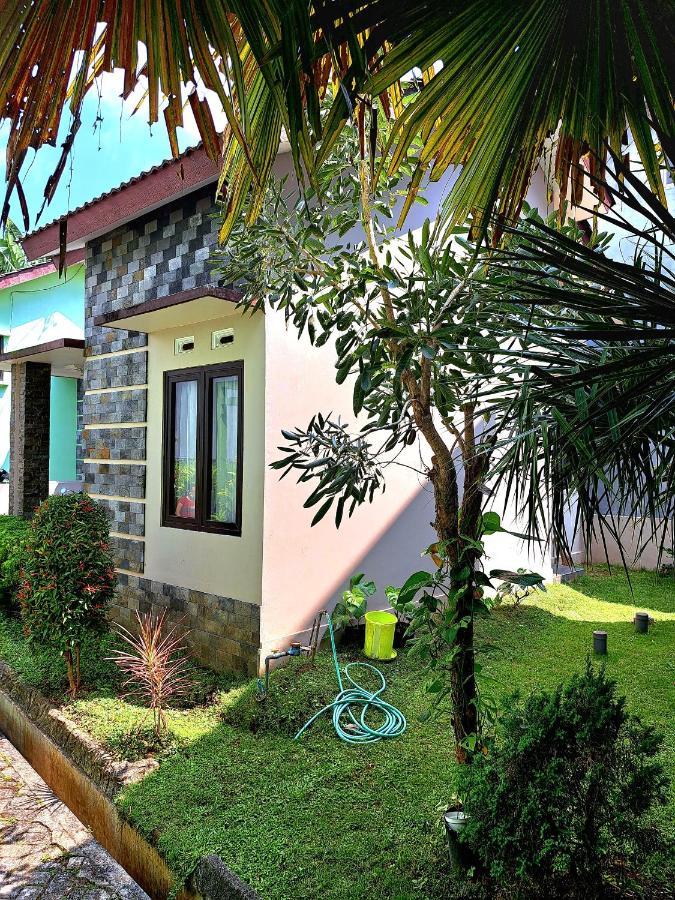 Villa Petit Tour Бату Экстерьер фото
