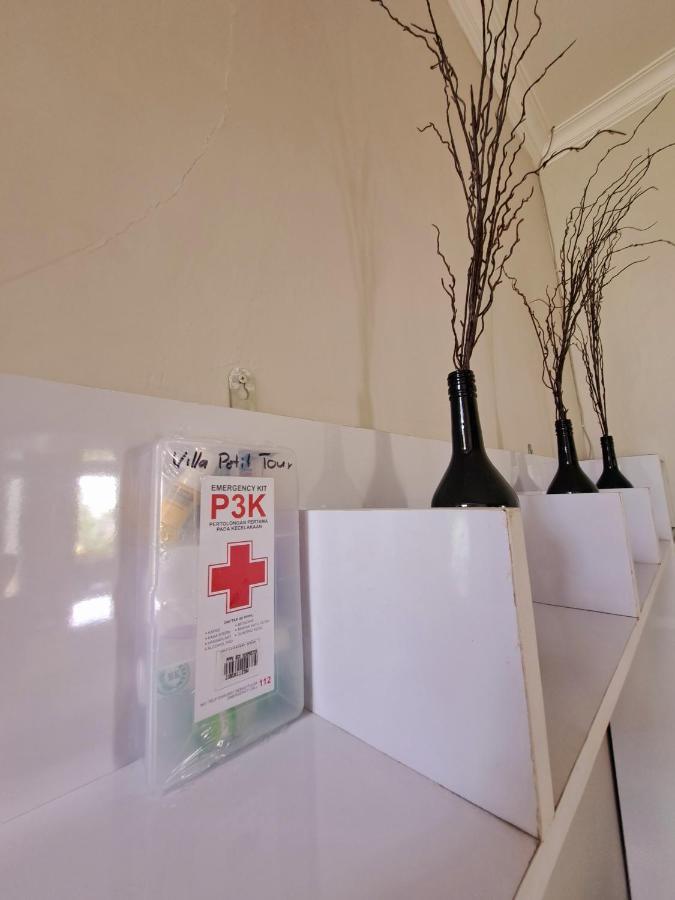 Villa Petit Tour Бату Экстерьер фото