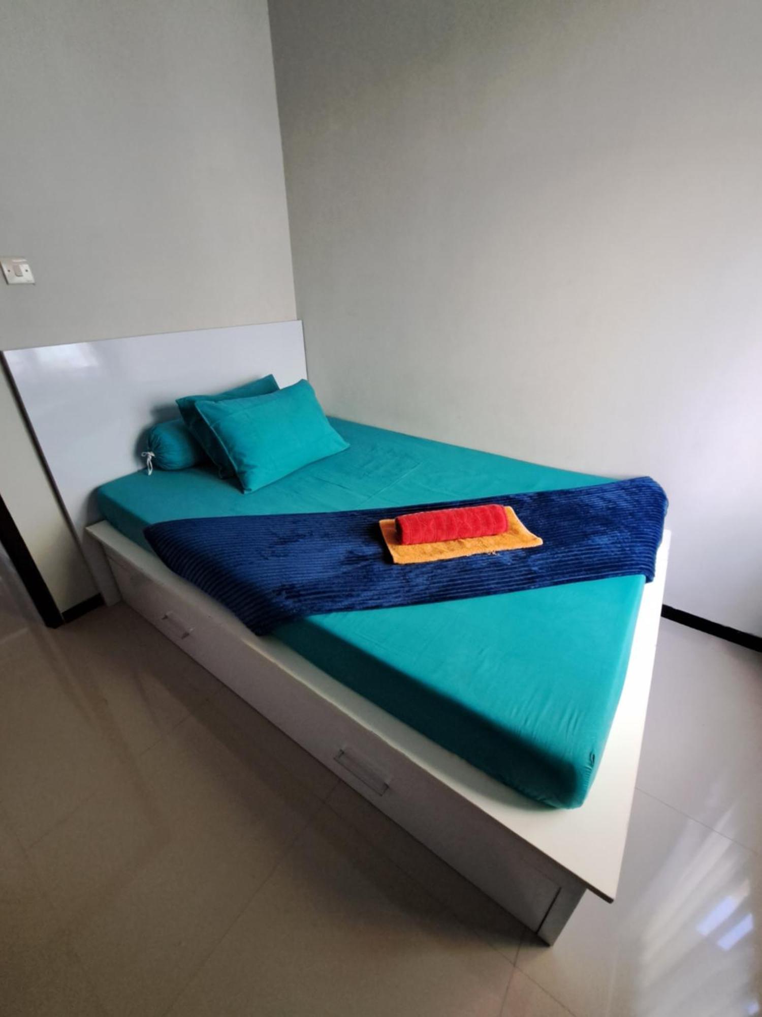 Villa Petit Tour Бату Экстерьер фото